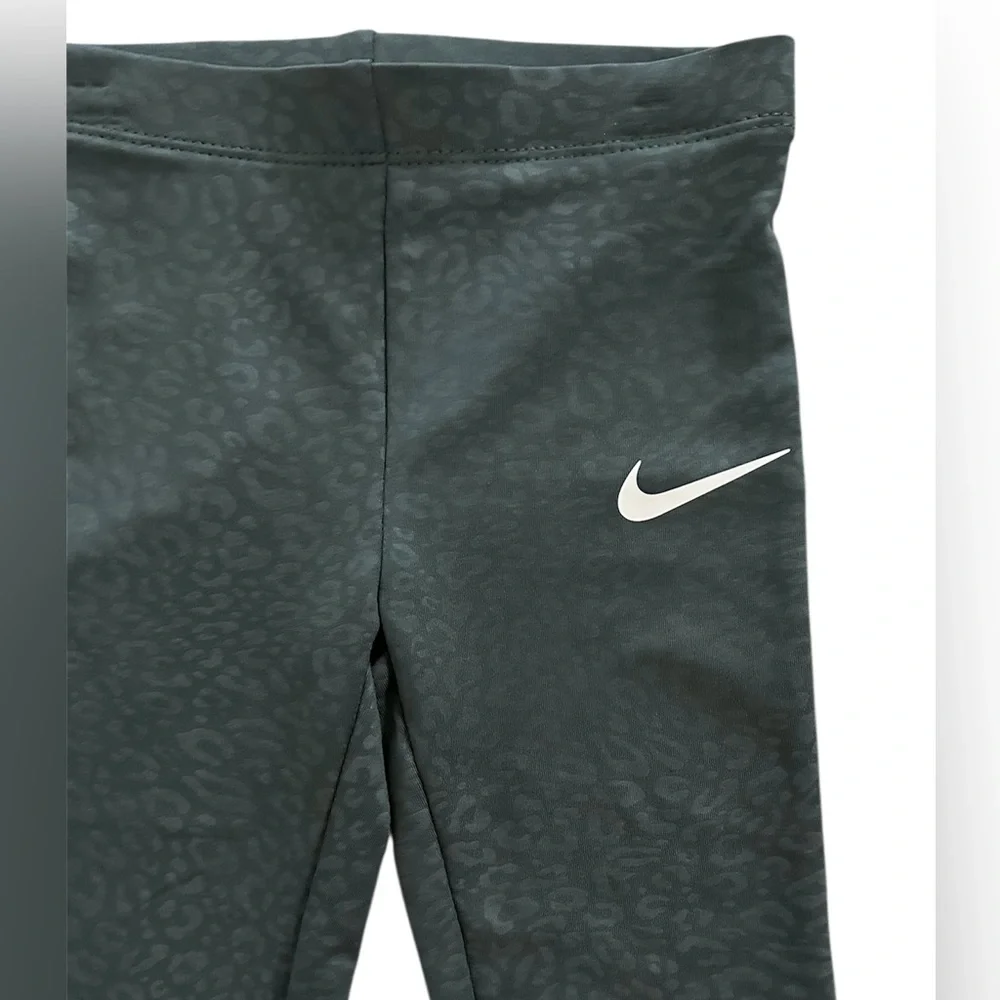 Nike soft comfy